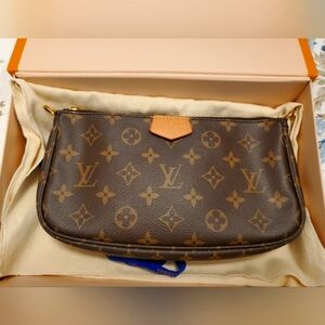 Louis Vuitton LARGE Pochette
